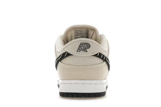 Nike SB Dunk Low Albino & Preto