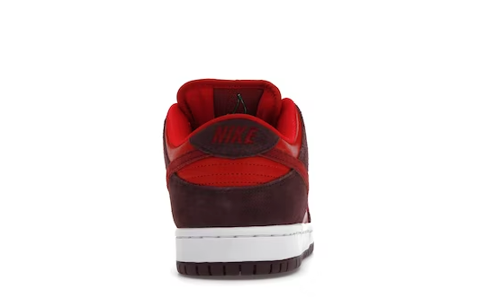 Nike SB Dunk Low "Cherry"