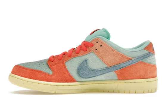Nike SB Dunk Low Orange Emerald Rise